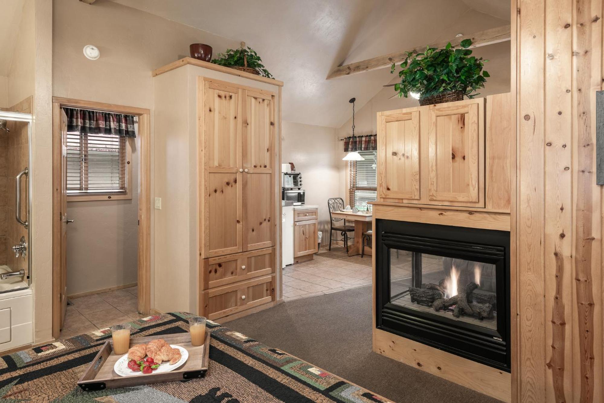 Shadow Mountain Lodge And Cabins Ruidoso Buitenkant foto